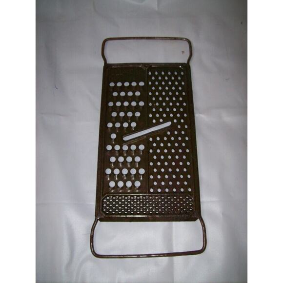 Vintage All In One Metal Grater Slicer -011133 - Picture 1 of 2